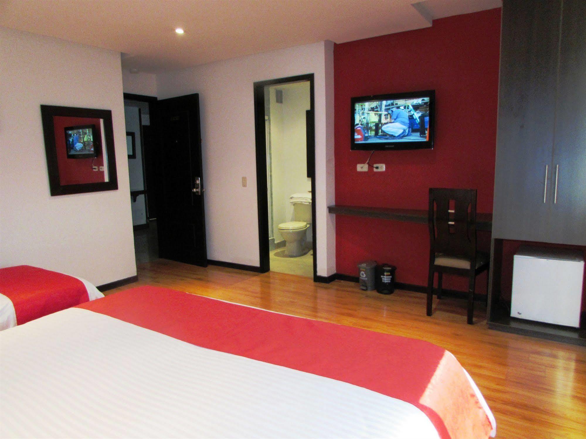 Hotel American Deluxe Bogotá Extérieur photo